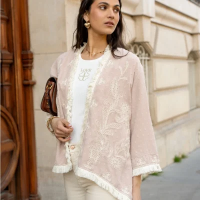 Smuk jakke med broderi og frynser - Rose powder, one size