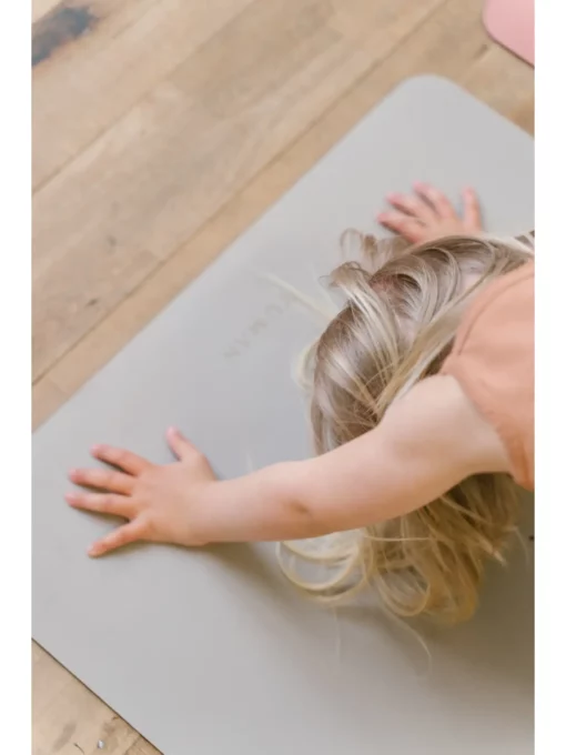 Nordisk designer yogamåtte til børn - Sand - Image 3