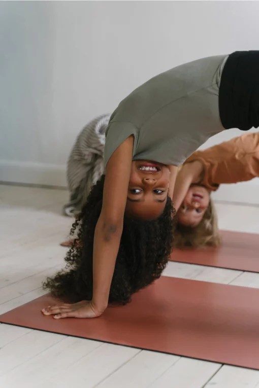 Nordisk designer yogamåtte til børn - Clay - Image 2
