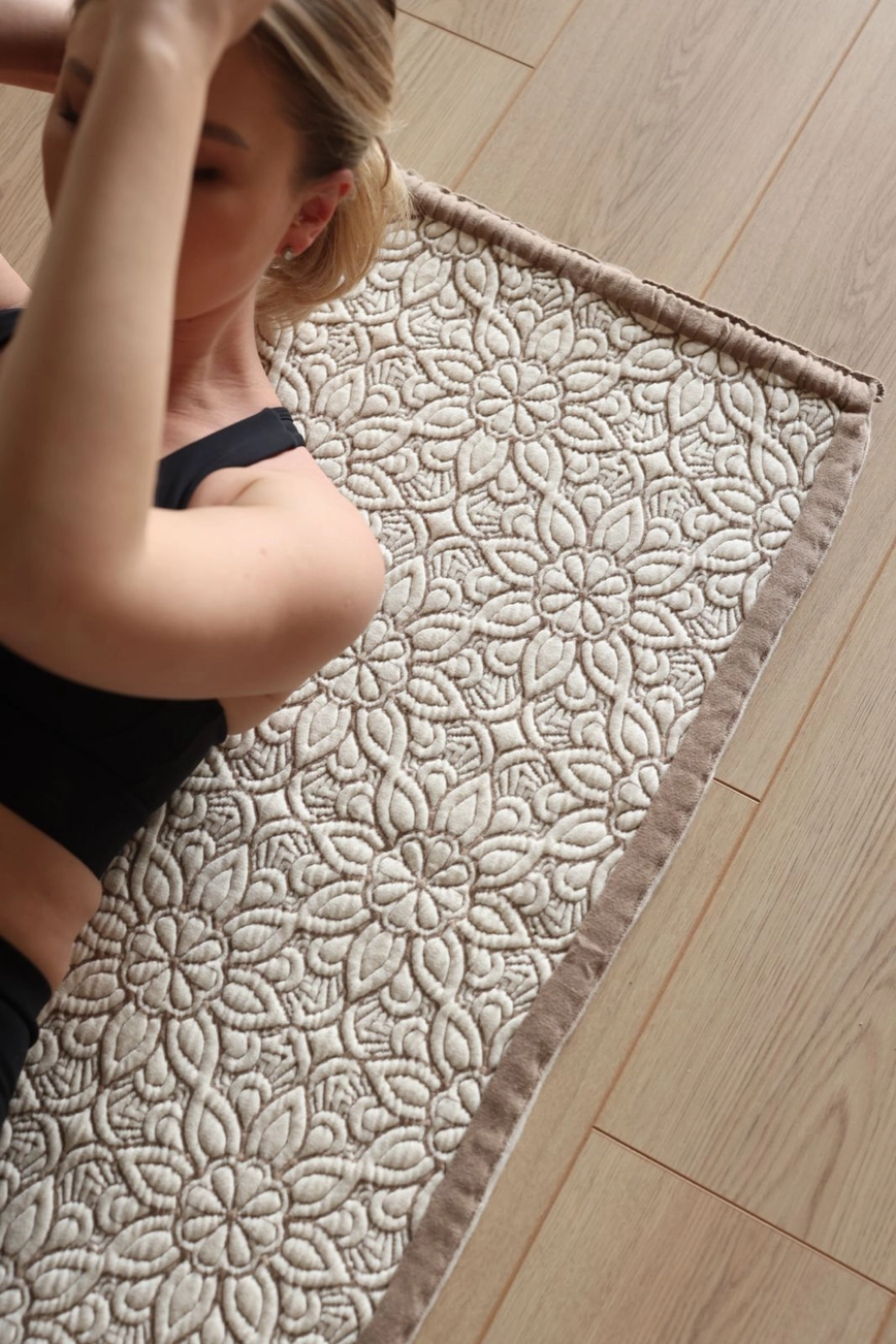 Lotus Yogamåtte – Sand Lotus