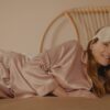 Luksus sovemaske med 100% silke på begge sider - Silver mist - Image 2