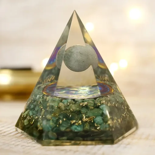 Grøn jade oktagon - orgonit pyramide
