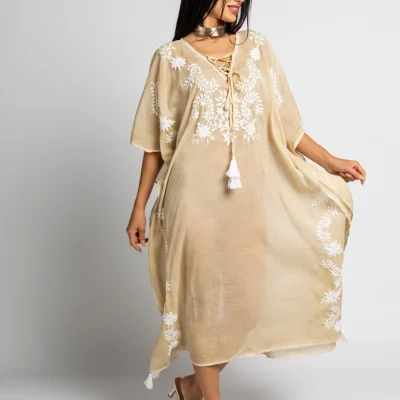 Boheme strandkaftan i bomuld  med broderier - one size